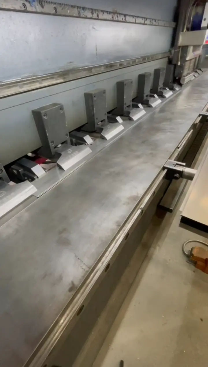 YFX metal bending equipment